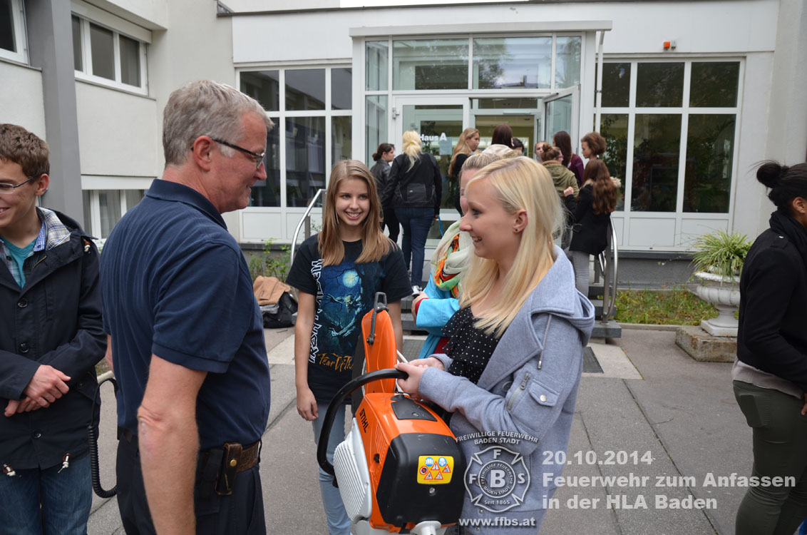2014_10_20_feuerwehr_zum_anfassen_hla_baden_035