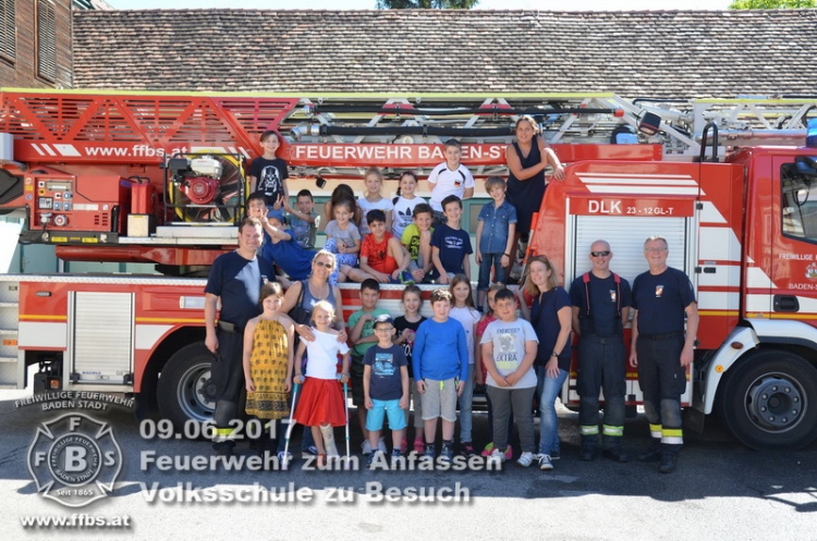 2017_06_09 - Feuerwehr zum Anfassen - Volksschule zu Besuch