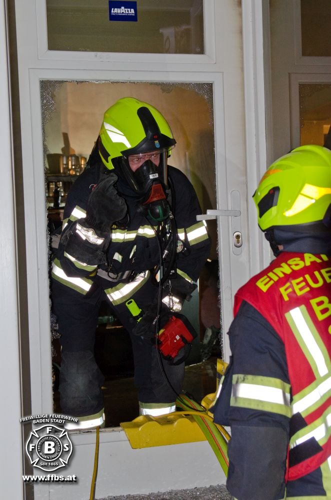 20180831 Geschäftslokalbrand Baden Fußgängerzone Foto: Christoph Hinterberger FF Baden-Stadt