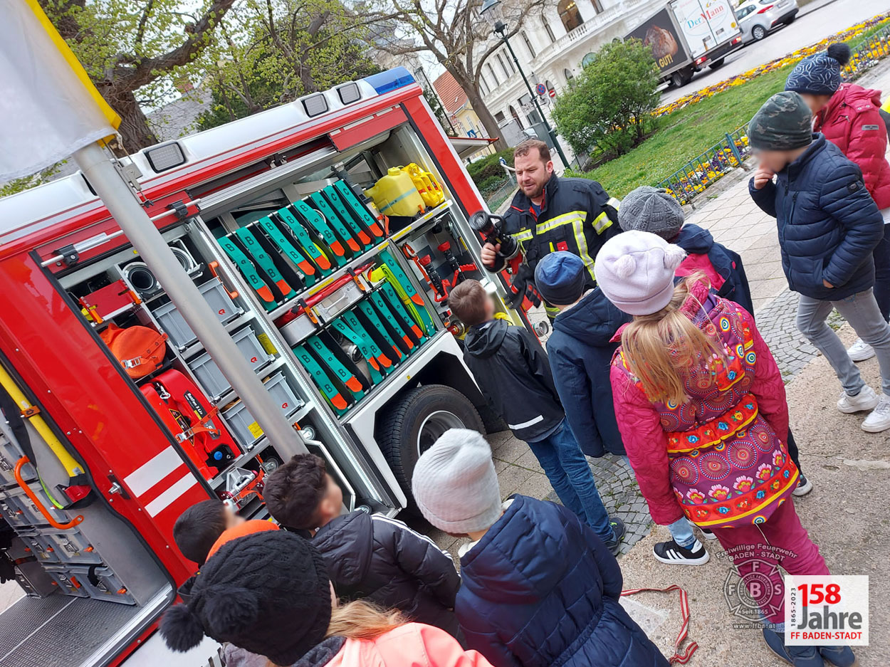 20230418 Sicherheitstage an Badener Volksschule Pfarrplatz