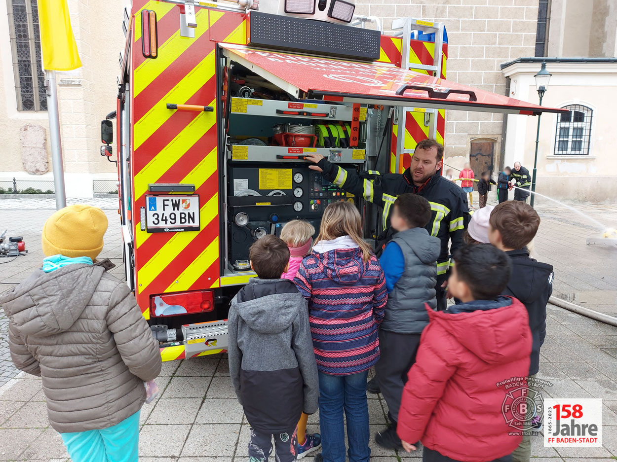 20230418 Sicherheitstage an Badener Volksschule Pfarrplatz