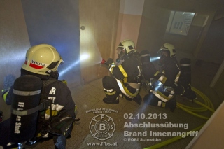 2013_10_02 Brand (Abschlussübung Innenangriff)