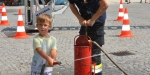 2015.08.08 - Badener Kinderspektakel - Raiffeisenbank Region Baden Sumsi Platz mit Feuerwehrerlebniswelt