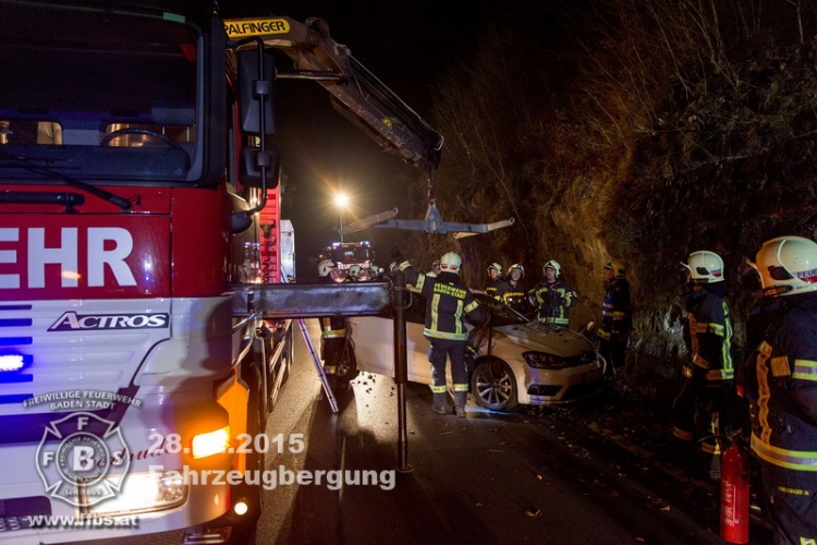 2015_12_28 Fahrezugbergung im Helenental