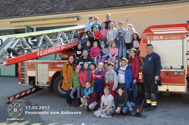 2017_03_17_feuerwehr-zum-anfassen-vs-pfarrplatz_043