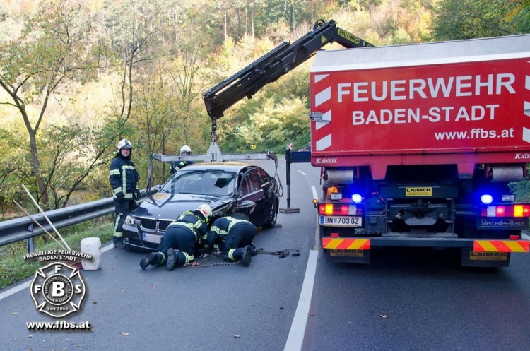 2017_10_17_Verkehrunfall - www.ffbs.at - Freiw. Feuerwehr Baden-Stadt