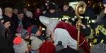 2017-12-06 - Feuerwehr Baden-Stadt und die Kinderei bringen den Nikolaus