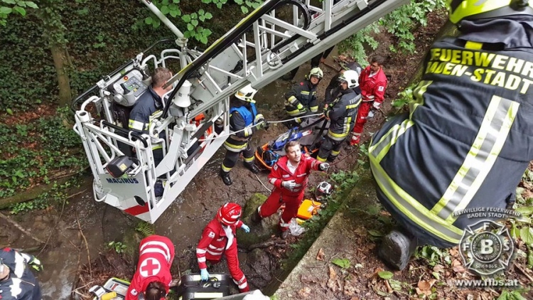 20180609 Verkehrsunfall L2099 Rosental Siegenfeld Foto: Stefan Schneider FF Baden-Stadt